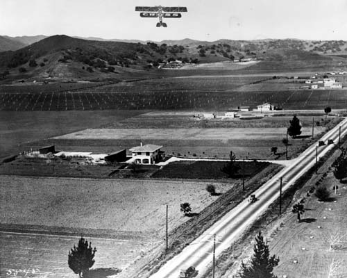 VenturaBoulevardInShermanOaks-1910